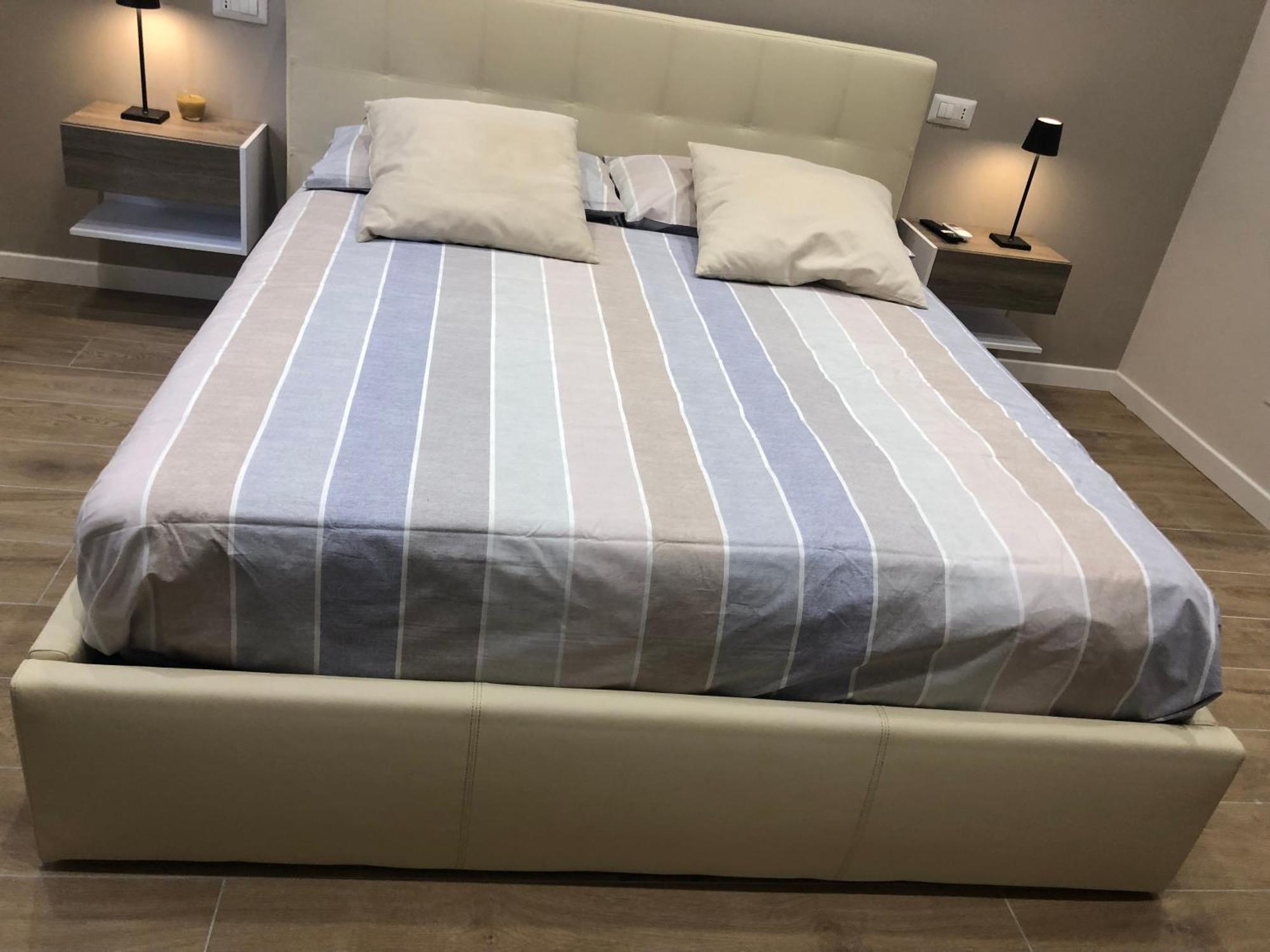 Pensión Pinciano 1stfloor Luxury Room1